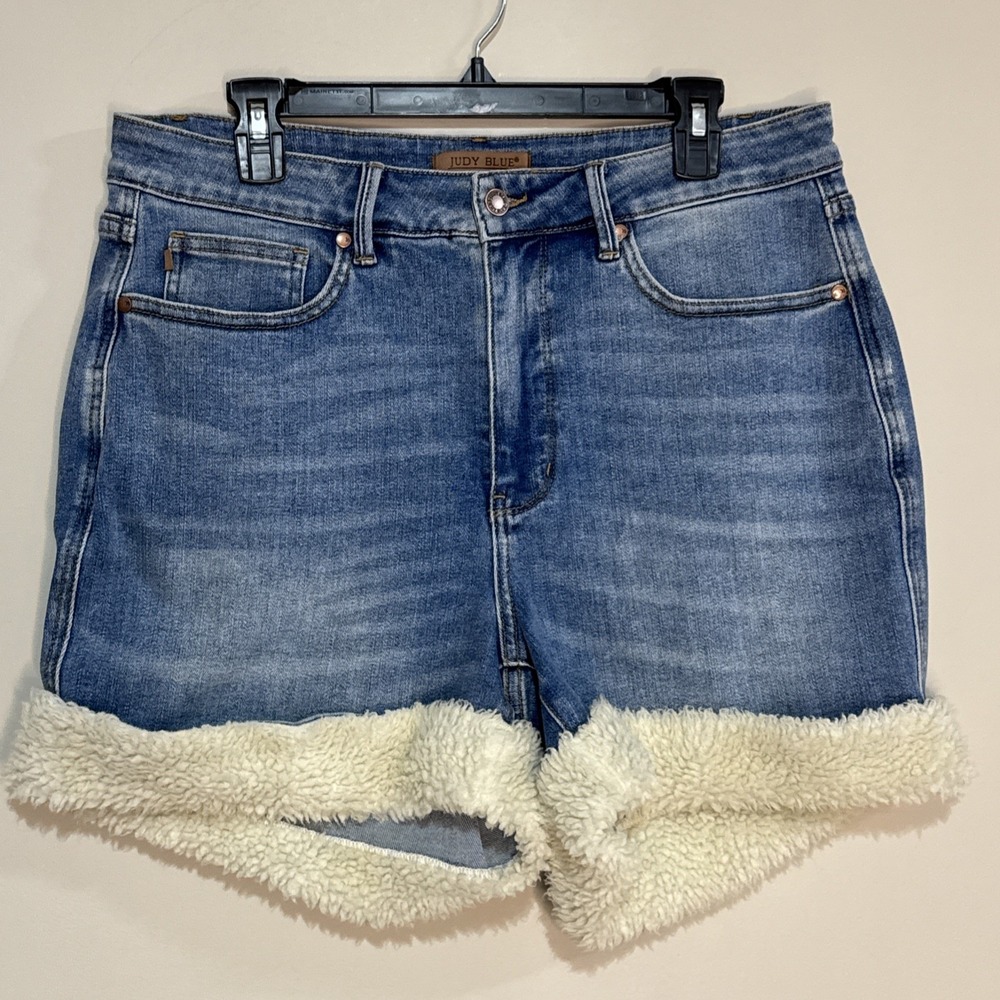 Judy Blue High Waist Tummy Control Shearling Cuff Denim Shorts Sherpa Hem Sz 1XL